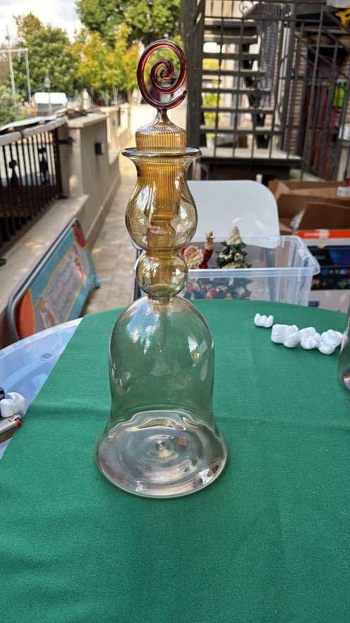 vaso-artistico-in-vetro-soffiato-soffieria-parise-made-in-italy